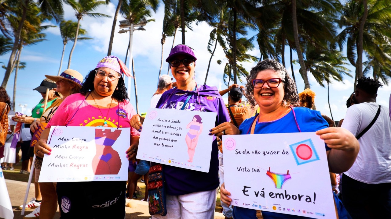 Secretárias de Estado participam de Marcha 8M no Dia da Mulher em Salvador