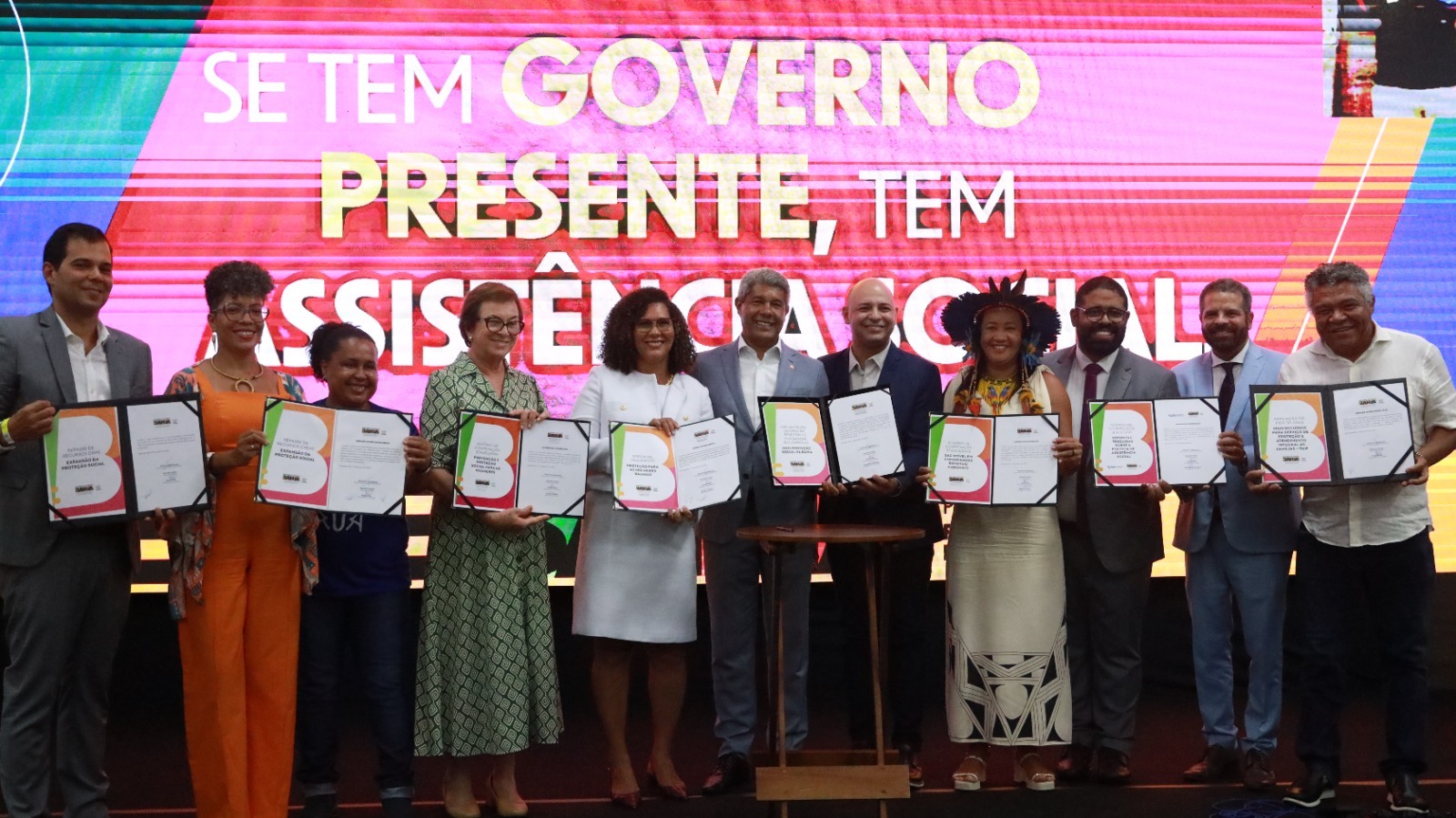 Governo do Estado amplia políticas de assistência social e de proteção às mulheres em situação de vulnerabilidade