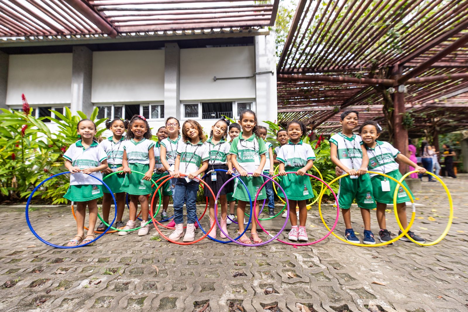 Com foco na leitura e escrita na educação infantil, projeto LEEI forma primeira turma em Camaçari